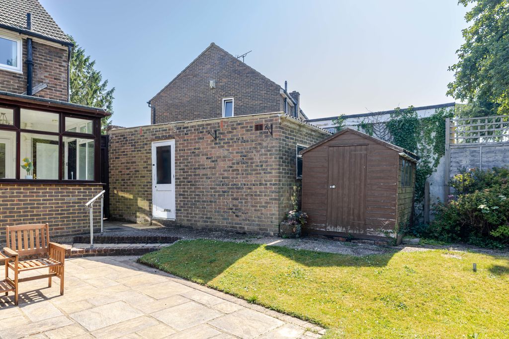 Crowborough Close